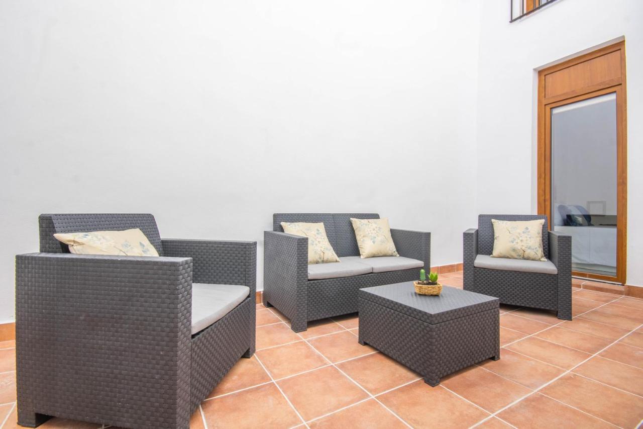 Apartamentos Miguel De Cervantes Centro 코르도바 외부 사진